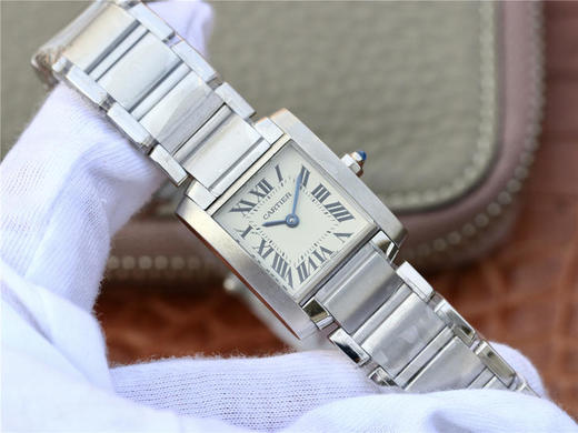 8848卡地亚法式坦克W51008Q3，原装开模，女士进口石英机芯， 20.3×25.35MM 商品图2