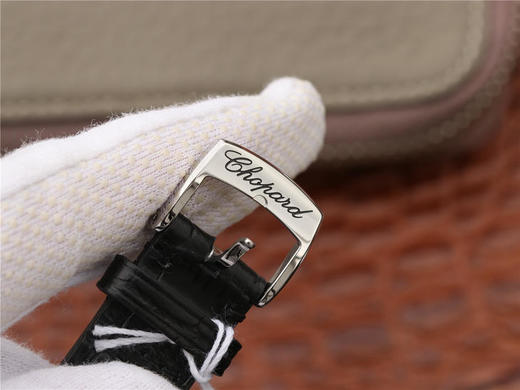 YF萧邦HAPPY SPORT MEDIUM AUTOMATIC系列 278559-3001 此款是肖邦旗下zui具代表性的腕表名为快乐钻系列zui有特色是夹层玻璃的七颗钻石 产生自旋 犹如舞蹈 商品图5