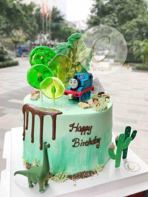 绿野丛中的托马斯和恐龙场景 忌廉蛋糕（默认自提，收费配送请联系客服） 商品图0