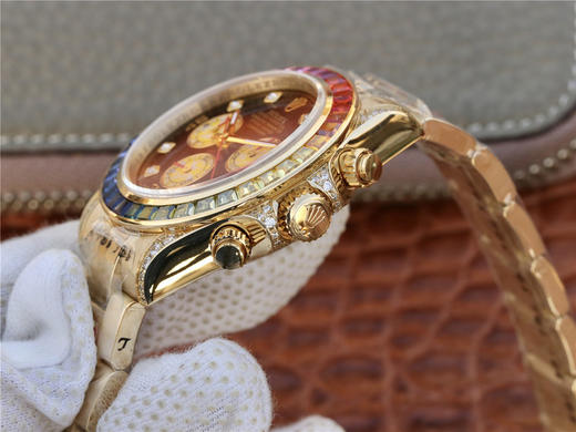 N劳力士116599RBow全新彩虹圈迪通拿Daytona升级版40mm男表。 1:升级圈口角度与宝石大小颜色，缎纹字面更加富有光泽，能与原装保持 商品图10