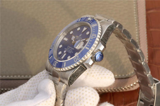 N劳力士SUB潜航者系列116619LB蓝水鬼蓝鬼v11版，表壳表带镀750铂金，表壳背面四个角钢印和正品一模一样（贵金属750标、瑞士750纯度标、日内瓦狗头标、劳力士LOGO标） 商品图6