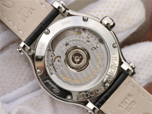 YF萧邦HAPPY SPORT MEDIUM AUTOMATIC系列 278559-3001 此款是肖邦旗下zui具代表性的腕表名为快乐钻系列zui有特色是夹层玻璃的七颗钻石 产生自旋 犹如舞蹈 商品图4
