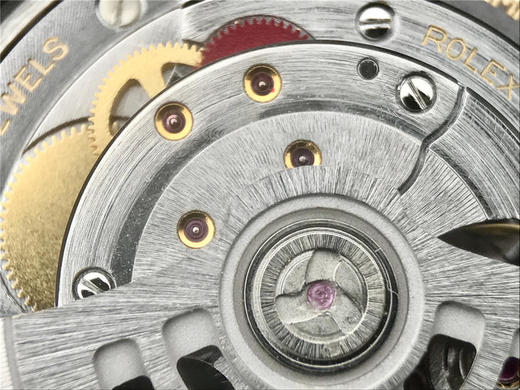 N劳力士v9版海使型126600（单红新小鬼王），原版3235机械自动机芯，904L精钢，直径43mm，振频：28,800每小时振荡次数 商品图14