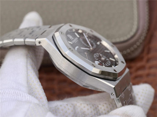 TWA爱彼皇家橡树26120，国外zui新玩物 终于有复刻解毒来了 双重时间 美联社 AP爱彼 皇家橡树 26120ST.OO.1220ST.013复刻机芯 商品图5