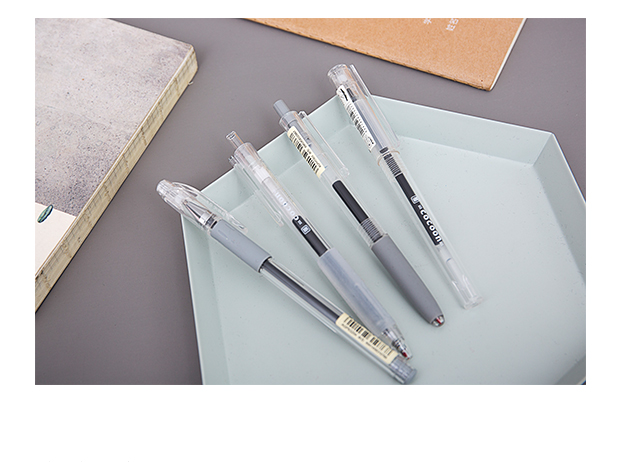 晨光本味简黑色05mm针管子弹拔帽按动简约中性笔水笔签字笔