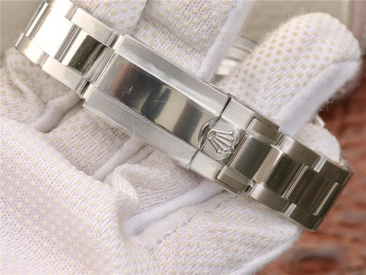 AR劳力士游艇名士型268622蓝盘 中性女士款新款手表，瑞士2824自动机械,37毫米中性尺寸，更适合潮流休闲装女士或者精瘦优雅型男士 商品图7