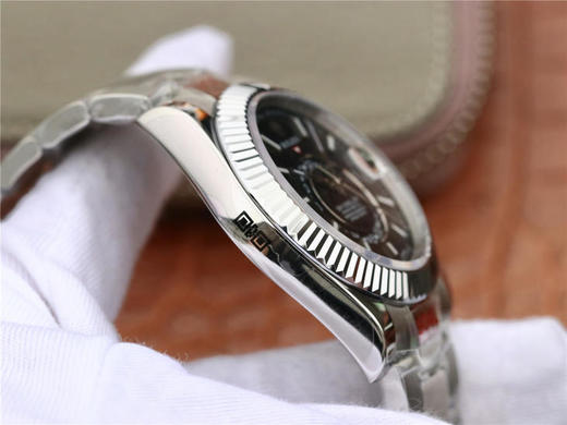 N劳力士蚝式恒动SKY-DWELLER m326934-0005，和正品一样内圈24小时真功能，拧动外圈就能调，这款经典瞩目的腕表专为环球旅行人士 商品图6