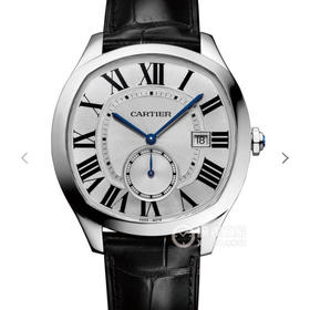 GS卡地亚Drive de Cartier系列WSNM0004腕表。以典雅肃穆的枕形设计搭配利落大方的线条布局，尽显男儿阳刚不屈的魅力