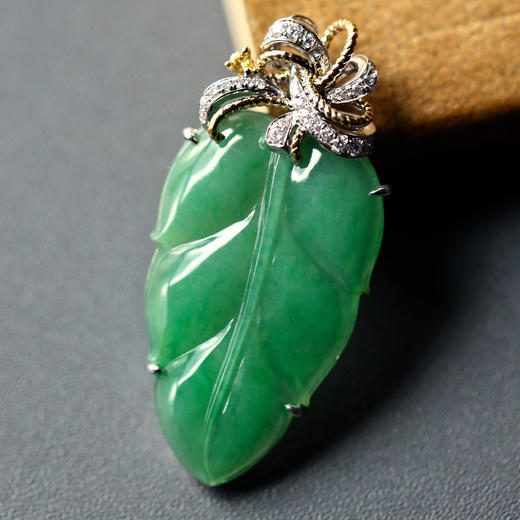 冰种阳绿翡翠叶子18k白金钻石镶嵌 商品图2