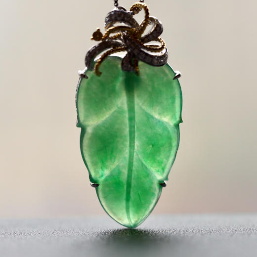 冰种阳绿翡翠叶子18k白金钻石镶嵌 商品图8