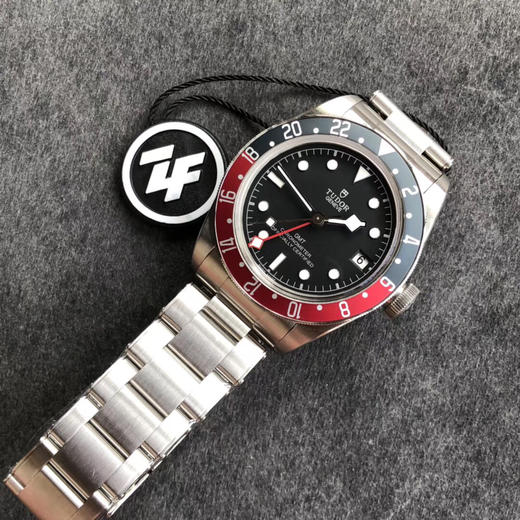 ZF红蓝经典 复古型格 帝 舵碧湾系列之格林尼治型腕表 商品图8