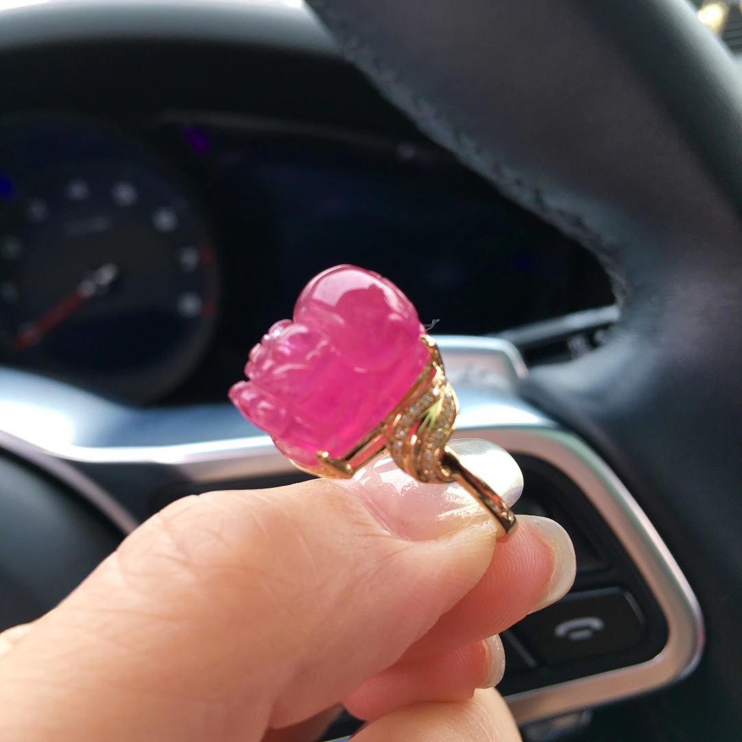 红碧玺貔貅戒指