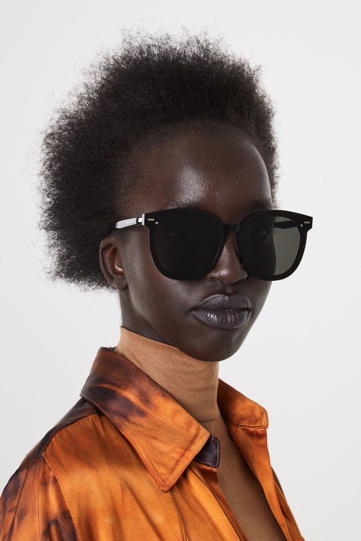 点此购买gentlemonster墨镜sixbears系列豆