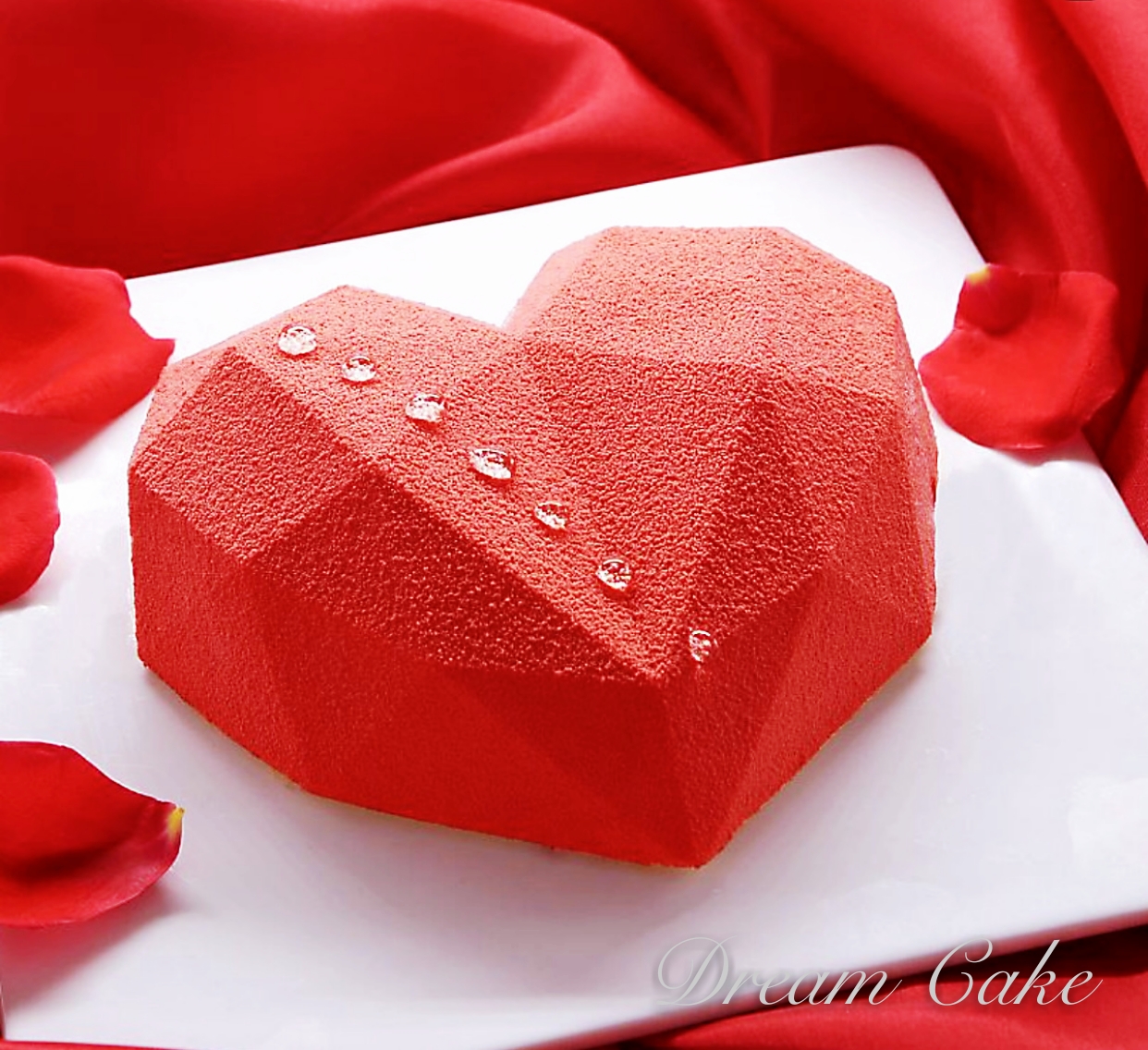 钻石心慕斯蛋糕