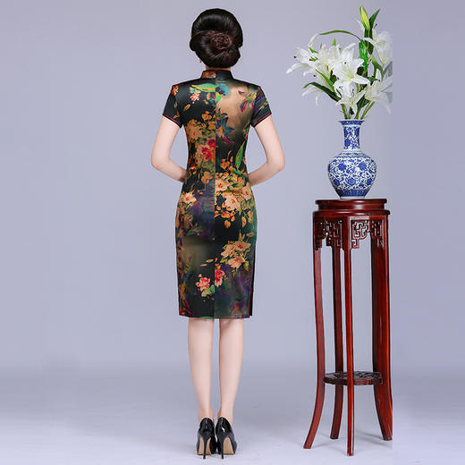 QQ  627复古修身立领香云纱旗袍 商品图2