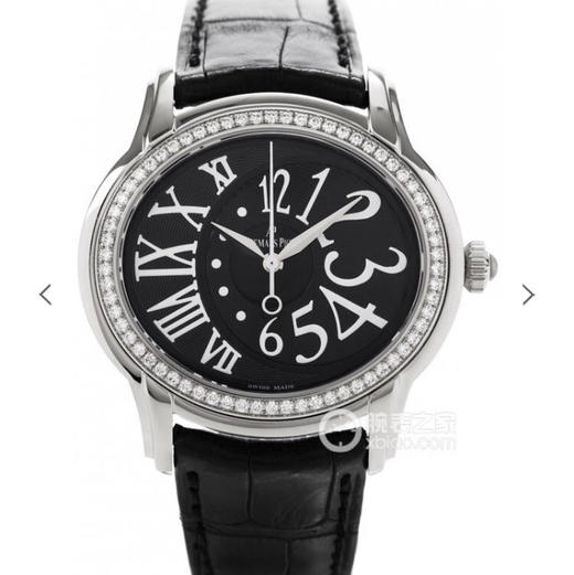 爱彼千禧系列77303BC款女士腕表华丽上线，一款上手满满设计感耐看型手表。皮表带，自动机械机芯，透底。 商品图0