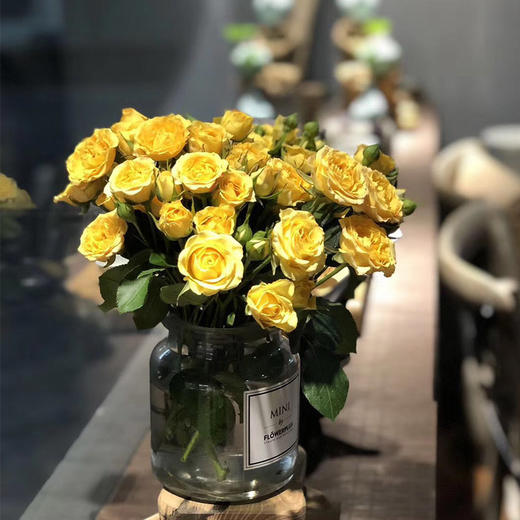 梦幻芭比玫瑰【黄色】 19支 童话里的颜色