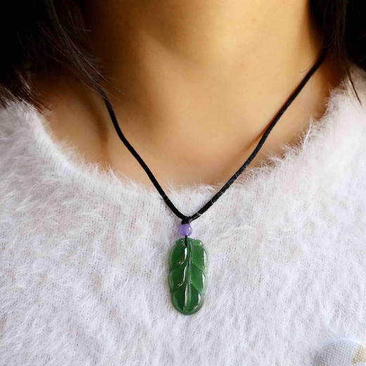 冰种湖水绿翡翠叶子 商品图8