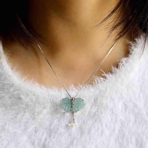 高冰种蓝水翡翠蝴蝶18k白金钻石镶嵌 商品图4