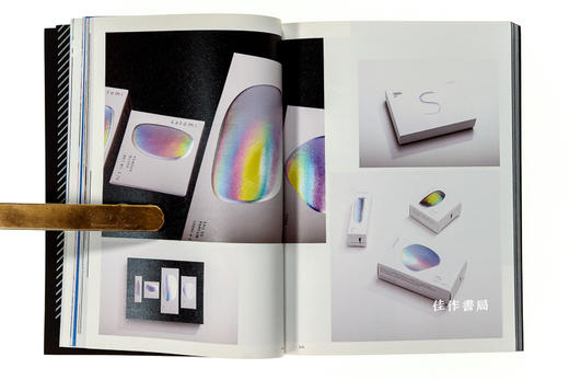 PALETTE 08: Iridescent: Holographics in Design/调色板08：彩虹色：设计中的全息图 商品图3