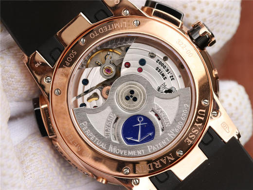 TWA雅典航海世家 El Toro/Black Toro万年历腕表 复刻天文台认证机芯:UN-32自动上链机芯，专利双窗口大日历，表壳材质:316L钢/陶瓷圈口/陶瓷按钮/陶瓷表冠 商品图6