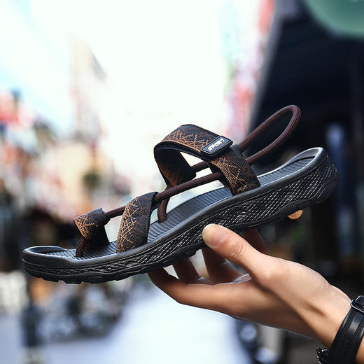 【服饰鞋包】夏季款男士户外休闲涉水轻便凉罗马拖鞋 商品图0