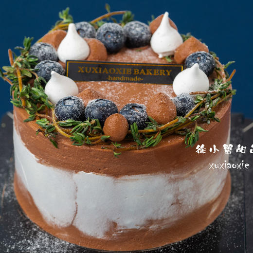 【芝麻巷口】|巧克力芝麻豆腐慕斯蛋糕，直击记忆深处最柔软、最温柔的地方。 商品图0