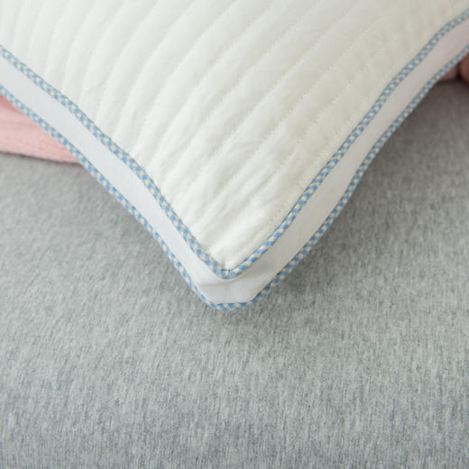 优享大豆面包枕   99元包邮 商品图1