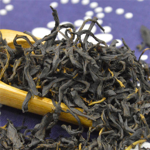 有机红茶丨洋顶岽私家有机茶园传统龙眼木炭培