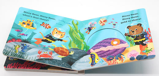 【中商原版】小熊很忙系列 深海潜水员 英文原版 Bizzy Bear: Deepsea Diver 纸板书 3-6岁 商品图3