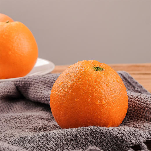 在树上长了400多天的秭归伦晚橙 清甜水分足 商品图1