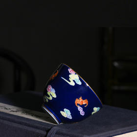 祭蓝雕刻洪福齐天直口杯