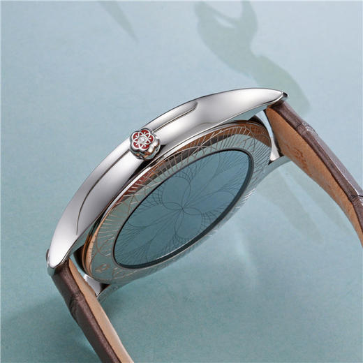 欧米茄OMEGA 蝶飞系列女士石英腕表428.18.39.60.13.001 商品图2