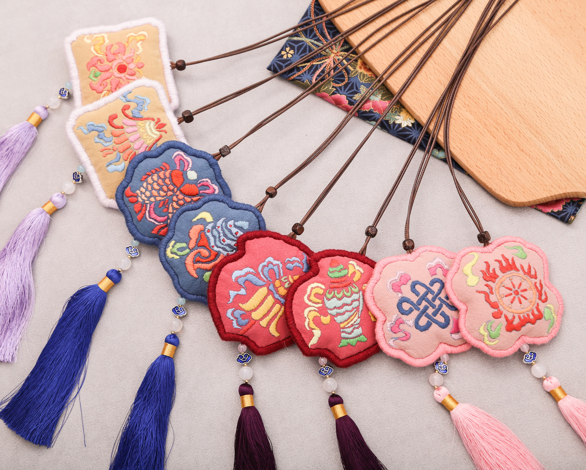 佛八宝香囊 刺绣diy材料包 平安符布艺礼物