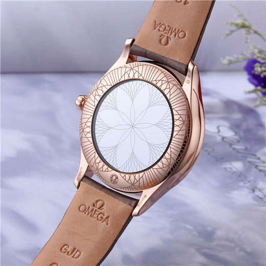 欧米茄 OMEGA 蝶飞系列女士石英腕表 428.58.36.60.13.001 商品图3