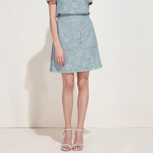 EITIE爱特爱夏季小清新简约百搭荷叶边裙摆蕾丝半身裙短B1906212 商品图0