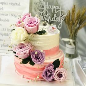 鲜花款双层蛋糕（提前3小时预订）