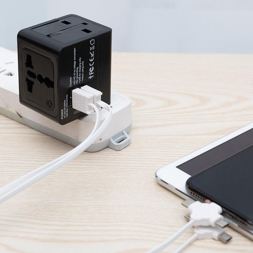 Feliztrip斐利斯 出国旅行多国通用带USB输出电源转换插座无需变压随身携带 TR-18 商品图3