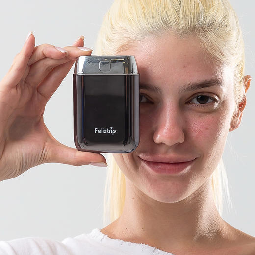 Feliztrip斐利斯 炫酷双USB输出10000毫安充电宝A级聚合物电池 TR-M2 商品图4