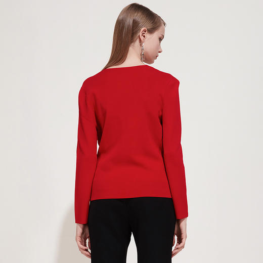 EITIE爱特爱女装春季新款修身大V领纯色长袖不对称毛针织衫女5901601 商品图2