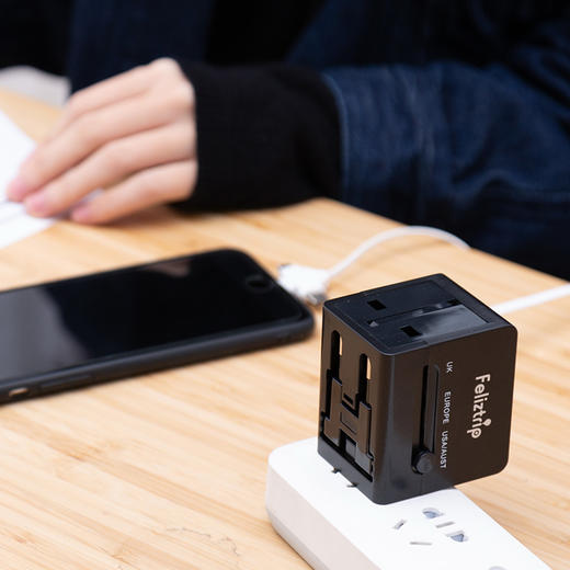 Feliztrip斐利斯 出国旅行多国通用带USB输出电源转换插座无需变压随身携带 TR-18 商品图4