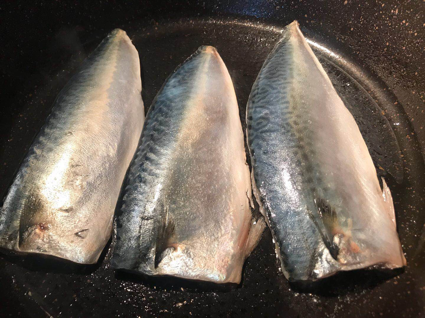 直发包邮〕出口日本级野生鲐鱼/青花鱼