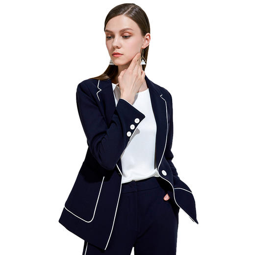 EITIE爱特爱春季气质翻领线条拼色收腰显瘦时尚优雅短外套女5903604 商品图3