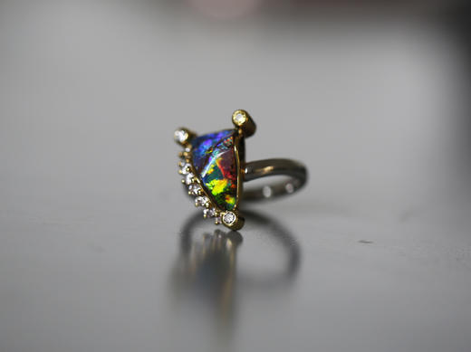 七彩随型欧泊戒指 商品图4