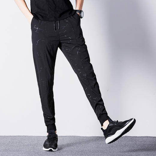 【服饰鞋包】。暗纹夏季男士裤子男运动裤休闲裤薄款韩版宽松小脚九分裤哈伦裤潮 商品图1