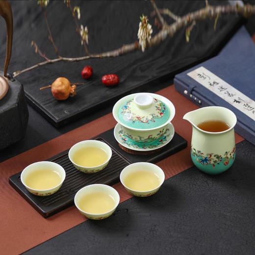 翠玉扒花缠枝莲纹小撇口杯6头茶具（已停产） 商品图1
