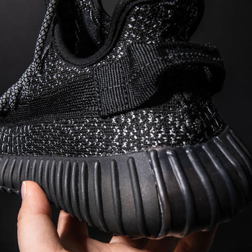 5折 情侣款 满天星Static椰子限定！ Y*EZY BOOST 350 V2全球限-量反光版  QZ006 商品图3
