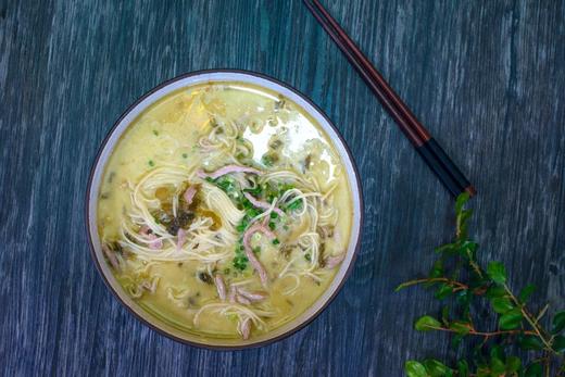 雪菜肉丝煨面 商品图0