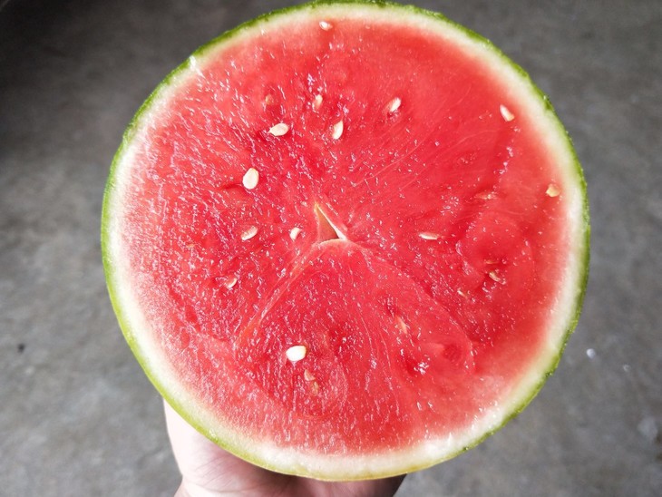 帅童西瓜无敌脆甜爆汁6个装18斤左右毛重限南宁市区