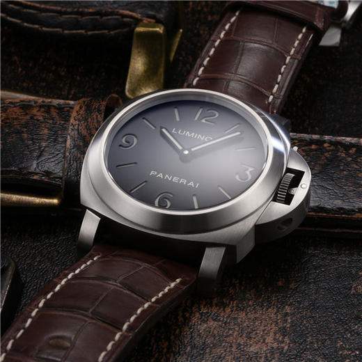 沛纳海 Panerai 庐米诺Luminor 系列手动机械男表 PAM00176 商品图2